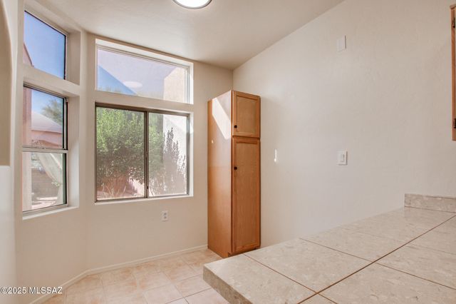 1809 N Rio Yaqui, Green Valley, AZ 85614