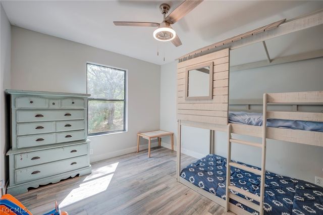 1063 Debbie LN, Labelle, FL 33935