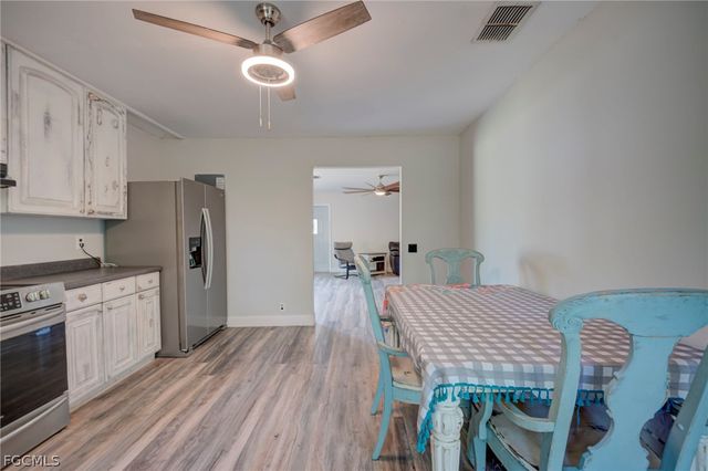 1063 Debbie LN, Labelle, FL 33935