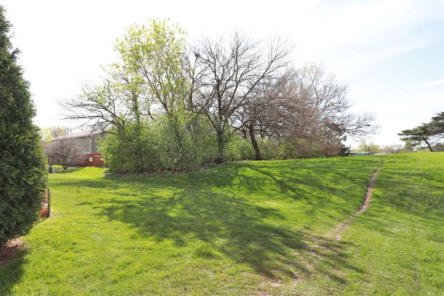 829 Clover Ridge Lane, Itasca, IL 60143