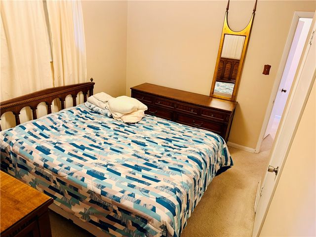 120 Forest Dr, North Huntingdon, PA 15642