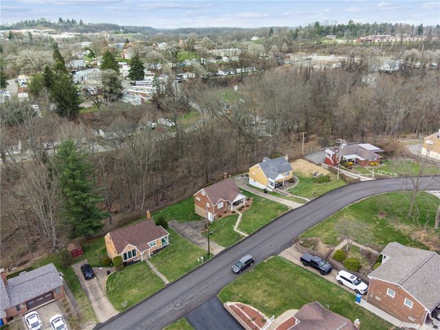 120 Forest Dr, North Huntingdon, PA 15642