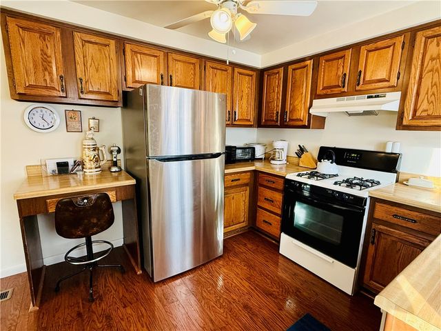 120 Forest Dr, North Huntingdon, PA 15642