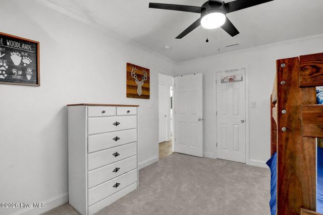 725 Chadwick Shores Drive, Sneads Ferry, NC 28460