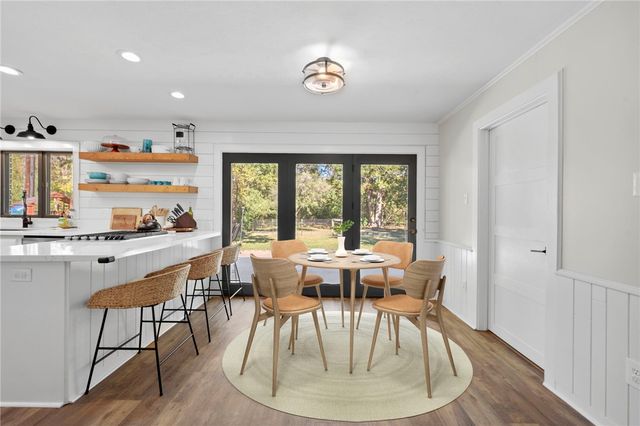 6401 Windwood Drive, College Station, TX 77845