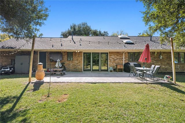 6401 Windwood Drive, College Station, TX 77845