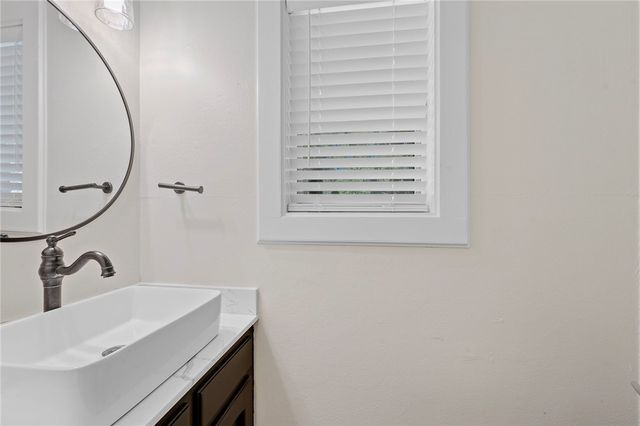 6401 Windwood Drive, College Station, TX 77845