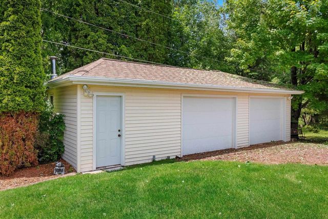 2931 BROOKVIEW DRIVE, Green Bay, WI 54313