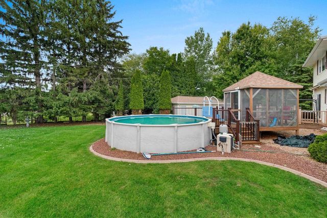 2931 BROOKVIEW DRIVE, Green Bay, WI 54313