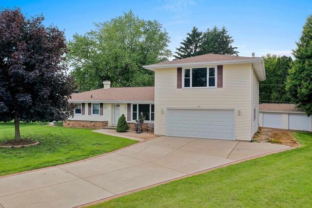 2931 BROOKVIEW DRIVE, Green Bay, WI 54313