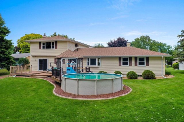 2931 BROOKVIEW DRIVE, Green Bay, WI 54313