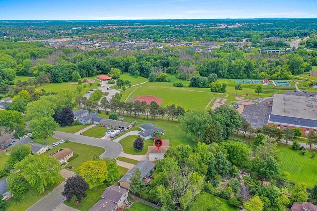 2931 BROOKVIEW DRIVE, Green Bay, WI 54313