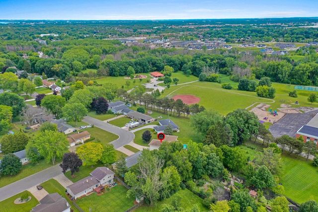 2931 BROOKVIEW DRIVE, Green Bay, WI 54313