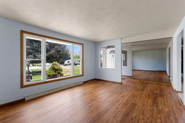 2931 BROOKVIEW DRIVE, Green Bay, WI 54313