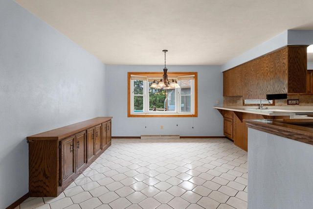 2931 BROOKVIEW DRIVE, Green Bay, WI 54313