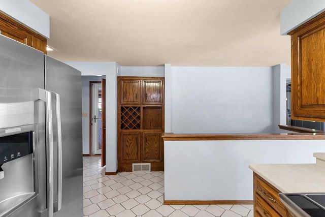 2931 BROOKVIEW DRIVE, Green Bay, WI 54313