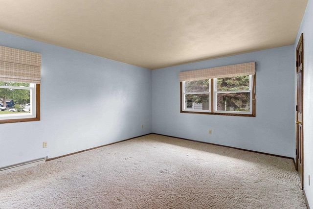2931 BROOKVIEW DRIVE, Green Bay, WI 54313
