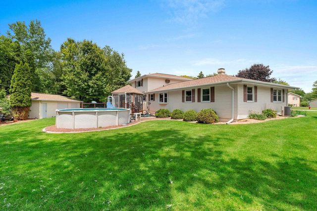 2931 BROOKVIEW DRIVE, Green Bay, WI 54313