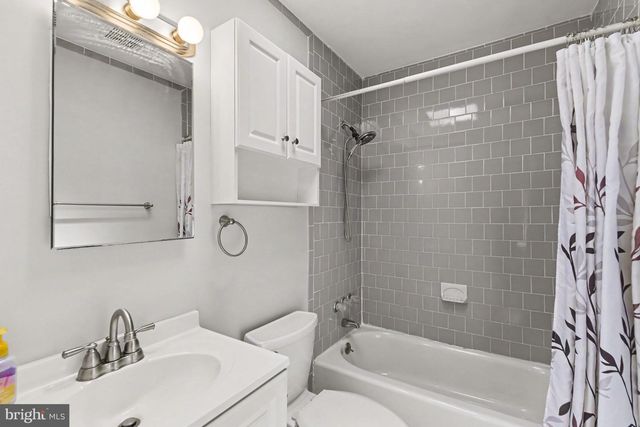7039 EASTBROOK AVE, Baltimore, MD 21224