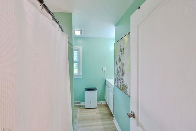 3428 Douglas RD, Chesapeake, VA 23322