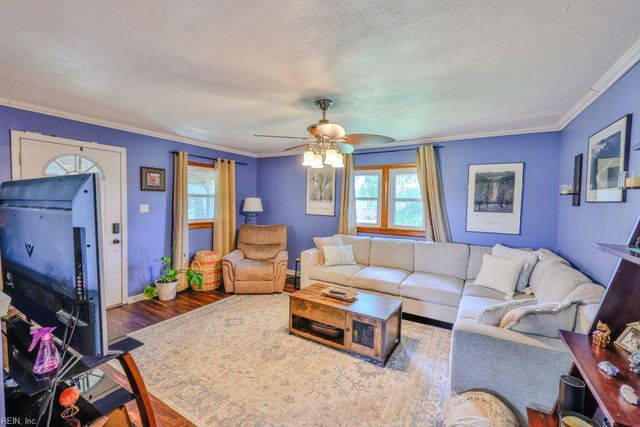3428 Douglas RD, Chesapeake, VA 23322