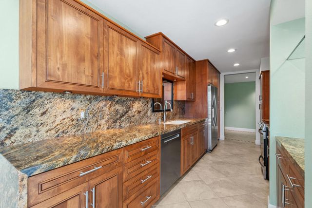 1630 S La Reina Way 3c, Palm Springs, CA 92264