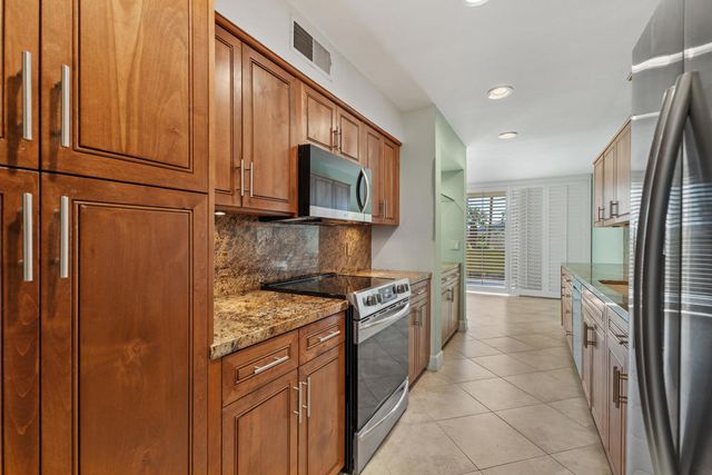 1630 S La Reina Way 3c, Palm Springs, CA 92264