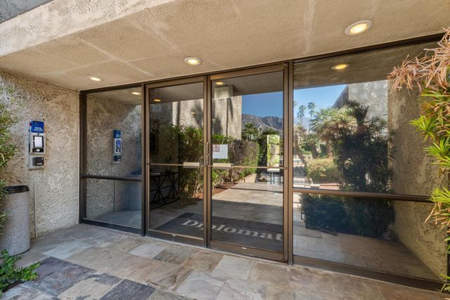 1630 S La Reina Way 3c, Palm Springs, CA 92264