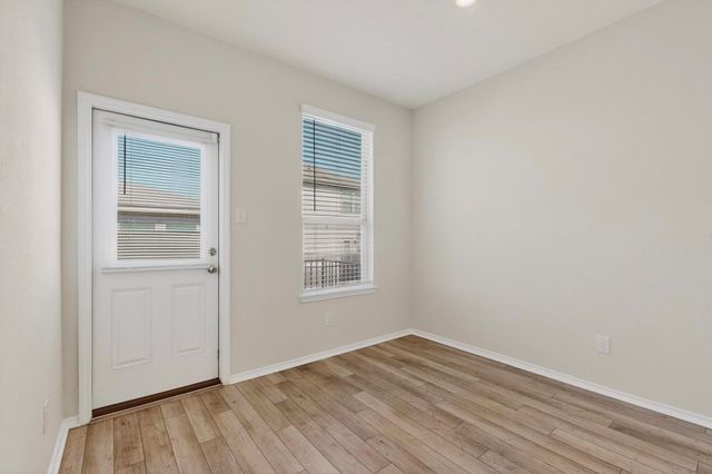 429 Stone Water LN, Jarrell, TX 76588