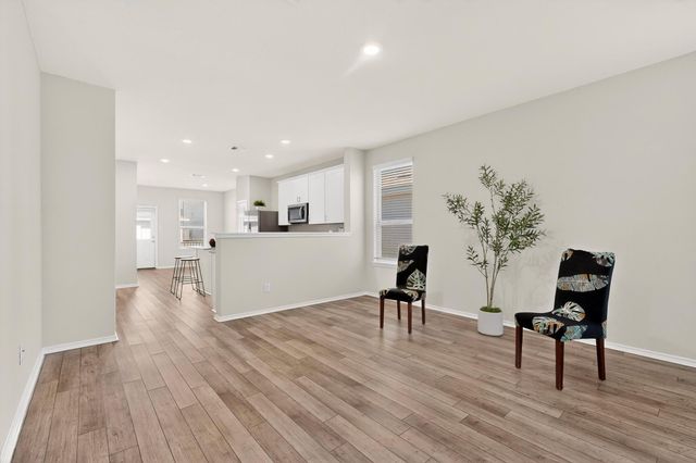 429 Stone Water LN, Jarrell, TX 76588