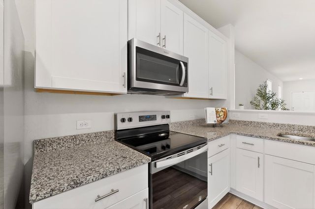 429 Stone Water LN, Jarrell, TX 76588