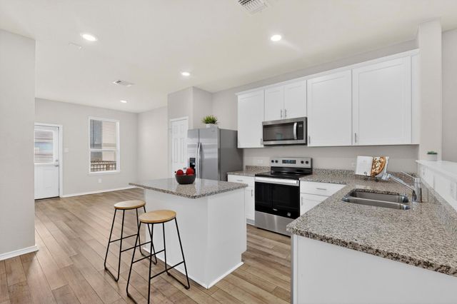 429 Stone Water LN, Jarrell, TX 76588