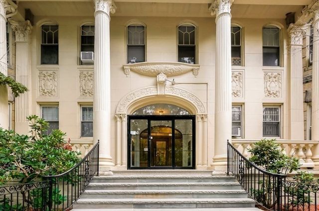74 Fenway Street 23, Boston, MA 02115
