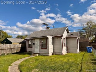 8308 Continental Avenue, Warren, MI 48089