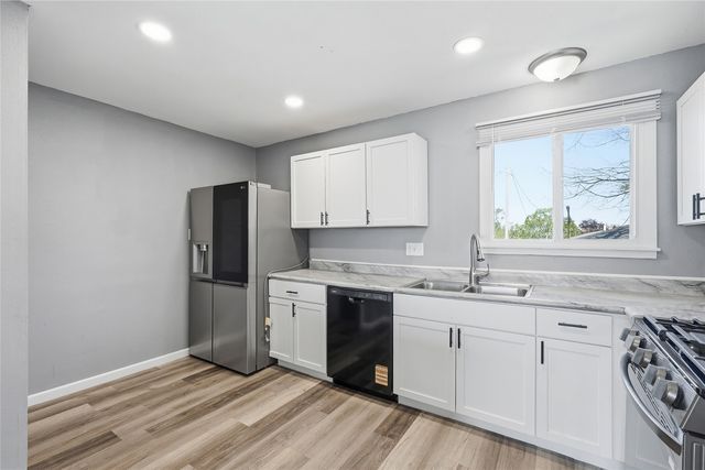 900 Old Marion Road NE, Cedar Rapids, IA 52402