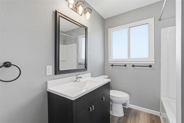 900 Old Marion Road NE, Cedar Rapids, IA 52402