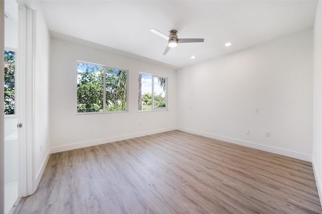 131 SE 7th Avenue, Pompano Beach, FL 33060