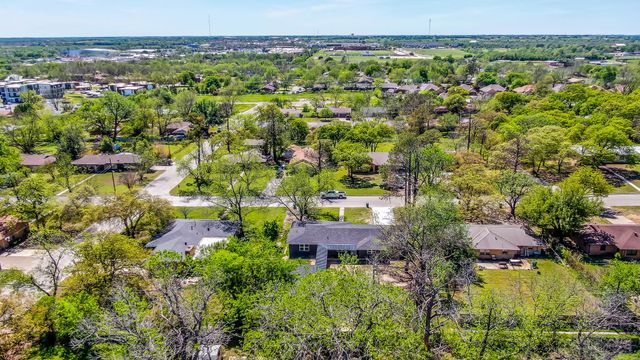 815 Lydia, Stephenville, TX 76401