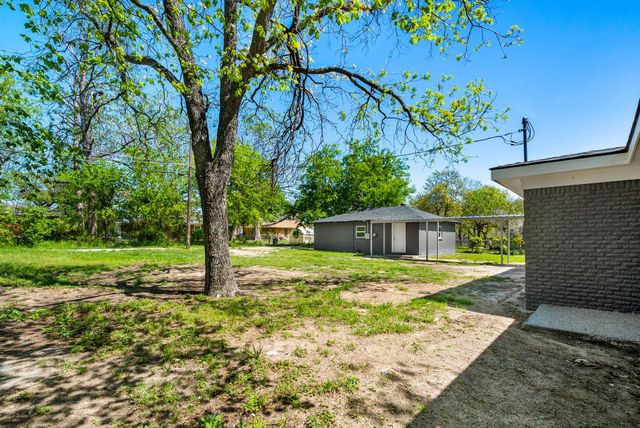 815 Lydia, Stephenville, TX 76401