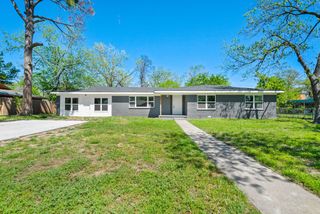 815 Lydia, Stephenville, TX 76401