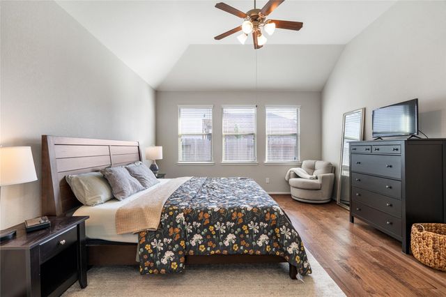 2723 Meandering Elm Trail, Houston, TX 77045