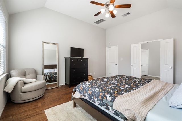 2723 Meandering Elm Trail, Houston, TX 77045