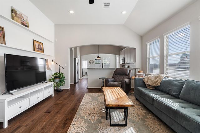 2723 Meandering Elm Trail, Houston, TX 77045