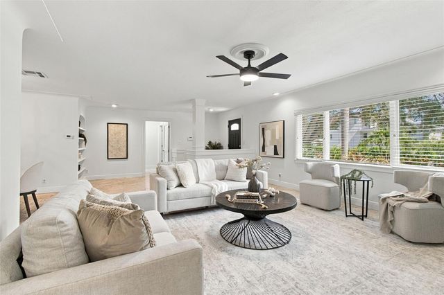 100 MONTEREY BOULEVARD NE, St Petersburg, FL 33704