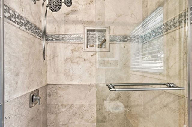 100 MONTEREY BOULEVARD NE, St Petersburg, FL 33704