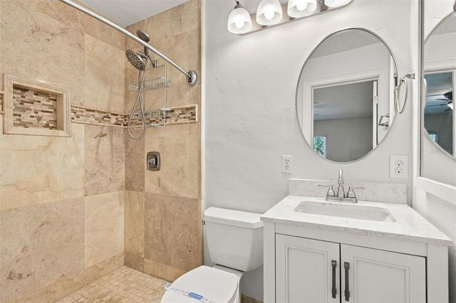 100 MONTEREY BOULEVARD NE, St Petersburg, FL 33704