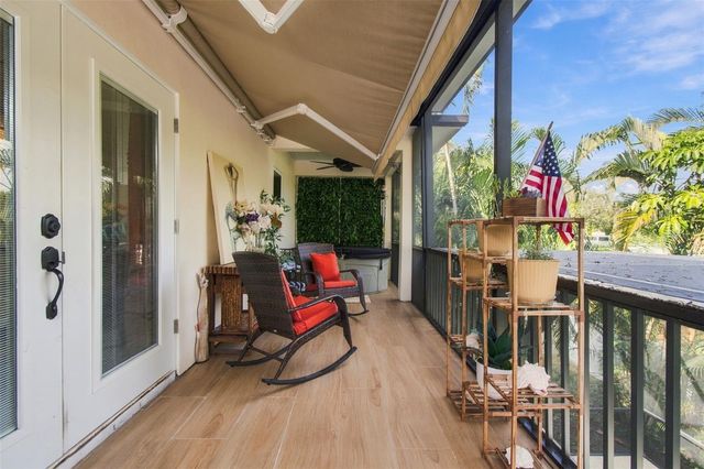 100 MONTEREY BOULEVARD NE, St Petersburg, FL 33704