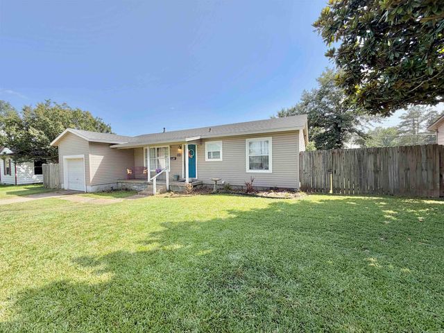 1615 Nina Street, Jacksonville, AR 72076