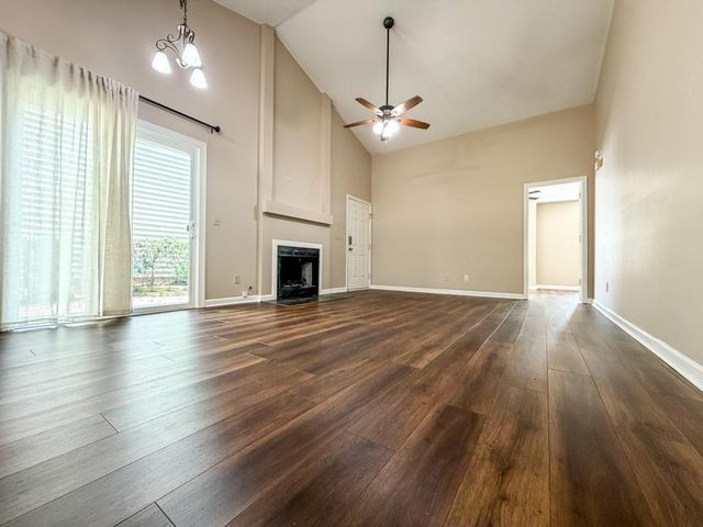 2764 Saint Charles Lane, Kennesaw, GA 30144