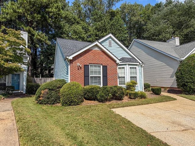 2764 Saint Charles Lane, Kennesaw, GA 30144